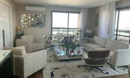 Apartamento Alto Padrão em Santana 360m², 4 Suítes, Ampla Sala, Cozinha, 6 Banheiros e 4 Vagas