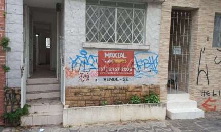 Sobrado à Venda em Rua movimentada e de comércio forte, com 200 metros quadrados. Na Vila Mariana