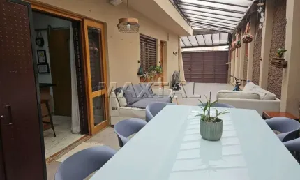 Casa para locação com 3 dormitórios, 1 suíte com closet, 2 banheiros, 3 vagas. Em Santana.