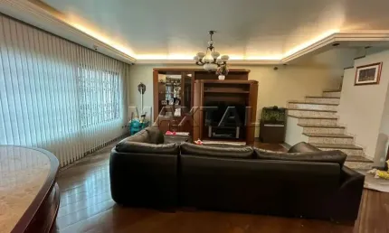 Casa no Tucuruvi com 144m² , com piscina,  3 dormitórios, sendo 1 suite e 4 vagas