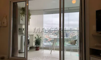 Apartamento no Jardim São Paulo com 1 dormitório, 1 vaga de garagem, de 42m², próximo ao Metrô.