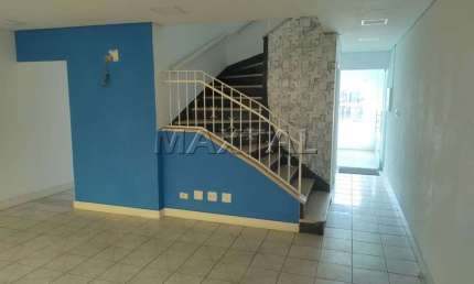 Salas Duplex à venda em Santana, em rua de alta movimentação, próximo ao metrô.