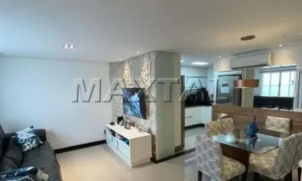 Sobrado à venda de 104m². Com 3 dormitórios, sendo 1 suíte, 300 metros do metrô Tucuruvi.