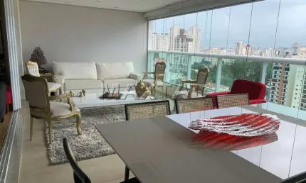 Apartamento com 140m²  3 dormitórios sendo 3 suítes , 3 banheiros e 3 vagas, na santa teresinha.