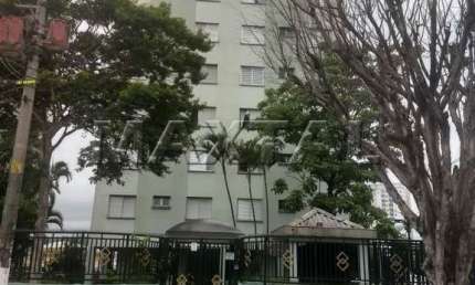 Apartamento à venda com 2 dormitórios e 1 vaga, a 1 quadra do Hipermercado, na Vila Amélia, de 73m².