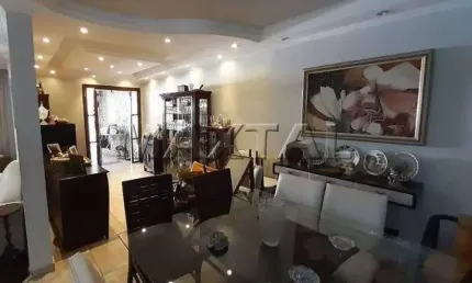 Casa à venda com 4 dormitórios e 2 suítes, de 300 m². piscina e churrasqueira - santa terezinha