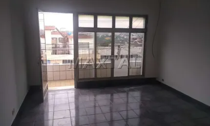 Casa para locação no jardim cachoeira, com 3 dormitórios, armários nos quartos e cozinha.