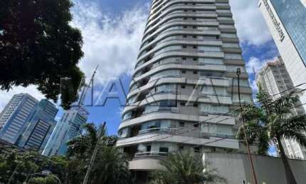 Apartamento para locação na Bela Vista, com 29m², com sacada, mobiliado, com 1 vaga.