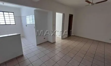 Salão com 100m², 3 salas e 2 banheiros em região de intenso comércio na Braz Leme