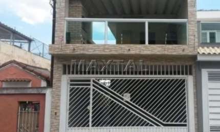 Sobrado à venda na Casa Verde com 3 dormitórios, 1 suíte, 2 vagas de garagem,  de 134m².
