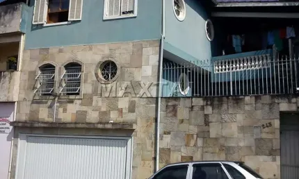 Três casas independentes à venda,147m². no lauzane paulista, ideal para investidores.
