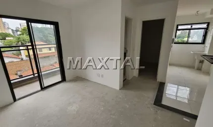 Apartamento Parada Inglesa com 2 dormitórios, 1 banheiro, sem vaga de garagem, 47m²
