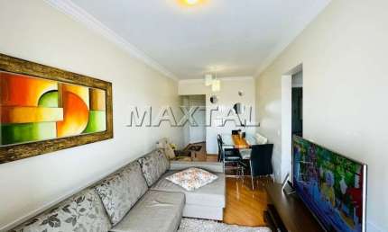 Apartamento no Ipiranga, com dois dormitórios, uma suíte, sala 2 ambientes, cozinha, área e 2 vagas.
