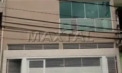 Sobrado à venda com 2 vagas, 2 salas, lavabo, 3 dormitórios, no Jardim Tremembé.