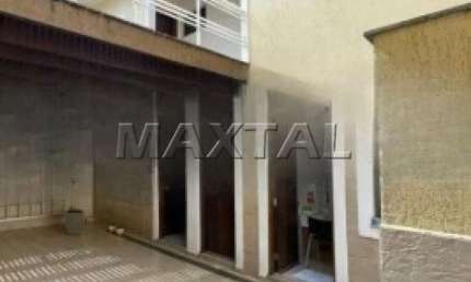 Sobrado Residencial ou Comercial em Santana com 6 dormitórios, 7 banheiros, 9 vagas, de 472m²