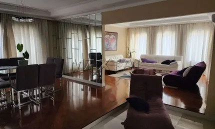 Casa à venda, de  320 m². Com 4 amplas suítes e 5 vagas. Palmas do Tremembé.