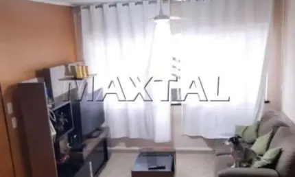 Sobrado com 151m², 3 dormitórios, 1 suíte, 3 banheiros, 2 vagas, churraqueira.
