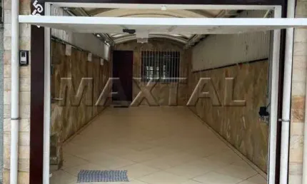 Sobrado residencial à venda com 2 dormitórios, 1 banheiro e  2 vagas, no tremembé.