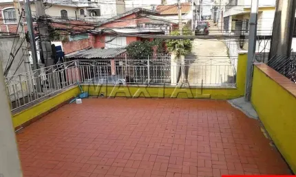 Imóvel com renda à venda na região da Vila Medeiros, de 440m²; com cinco unidades.