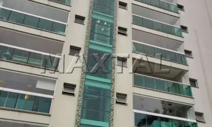 Apartamento à venda de 118m², com 3 dormitórios, sendo 2 suítes e 3 vagas de garagem.
