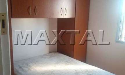 Apartamento à venda com 2 dormitórios, 1 suíte e 1 vaga de garagem, em Santana.