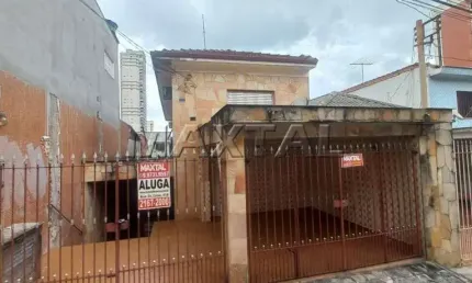 Sobrado com 3 dormitórios, 2 salas, 2 vagas,  churrasqueira  em santana, ao lado do metro
