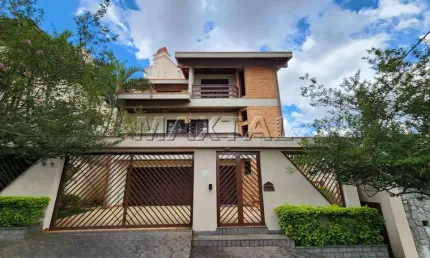 Sobrado à Venda 6 dormitórios, 6 suítes, 6 vagas no Bairro do Jardim São Bento