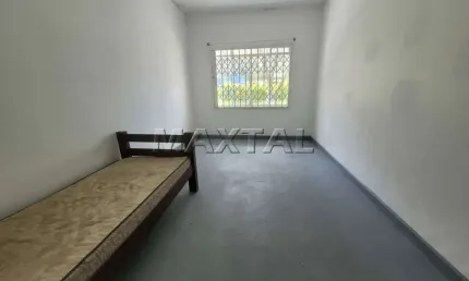 Sobrado Residencial ou Comercial em Santana com 5 dormitórios, 4 banheiros e 4 vagas.