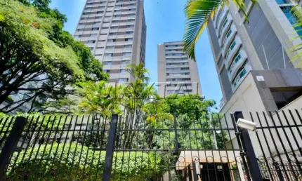 Apartamento à venda, de 119m², com 3 dormitórios, 1 suíte, 3 vagas, no Morumbi.