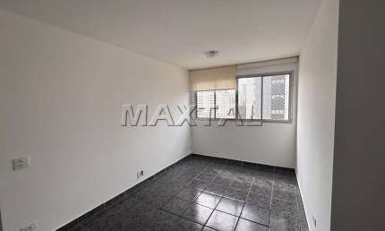 Apartamento à venda em Santana na Alfredo Pujol, de 72 m², com 2 dormitórios  e 1 vaga fixa coberta.
