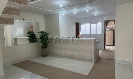 Casa Assobrada de 247m², com 3 quartos com suítes, 2 salas, churrasqueira, 2 vagas, no Imirim.