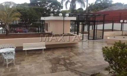 Apartamento à venda de 74m², 2 dormitórios, sala, cozinha, área de serviço, 2 banheiros e 1 vaga.