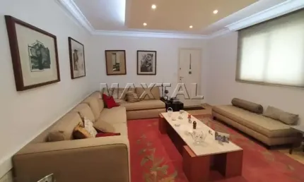 Cobertura com 234m² e área gourmet,  02 quartos, 01 suíte, 02 vagas,  na região da Santa Cecília
