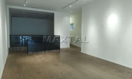 Loja  para locação, com 80m² e 2 banheiros, próximo a Estação de metrô do Tucuruvi.