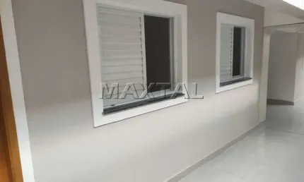 Apartamento de 40m² 2 dormitórios, 1 sala, 1 cozinha, 1 banheiro e lavanderia compartilhada.