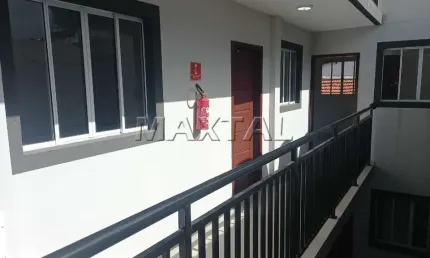 Apartamento à venda de 40 m²,2 dormitório, sala e cozinha, chácara são joão.