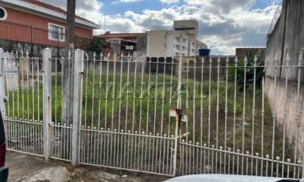 Terreno à venda 350m² na Vila Santa Terezinha, ideal para construtores.