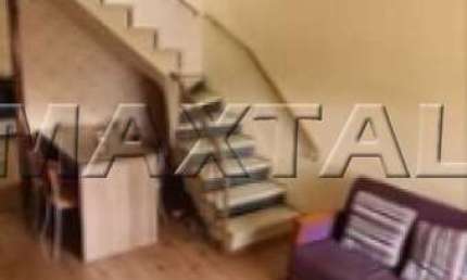 Sobrado à venda de 160m², com 3 dormitórios, 2 vagas e quintal, em Santana.