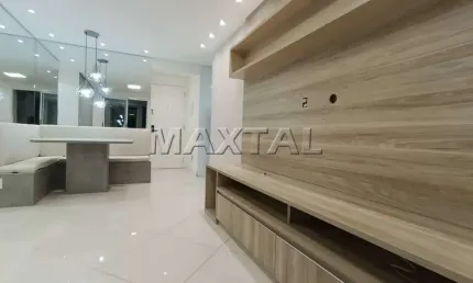 Apartamento com 2 dormitórios, sala, cozinha dois banheiros e vaga de garagem e lazer completo.
