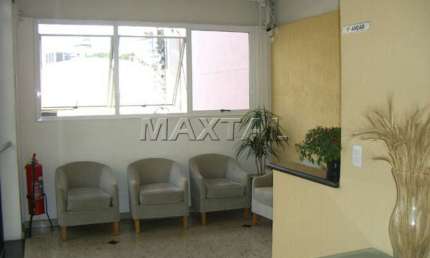 Andar comercial para locação de 225m² com 4 banheiros e 2 vagas, na Barra Funda.