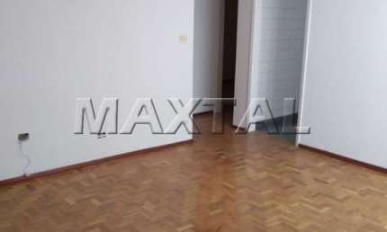 Apartamento com 90m², bem iluminado, com 2 dormitórios,1 vaga - Água Fria