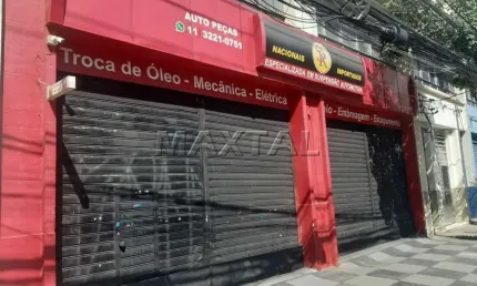 Salão comercial para locação de 180m²,  no bairro Campos Elíseos, na Santa Cecilia.