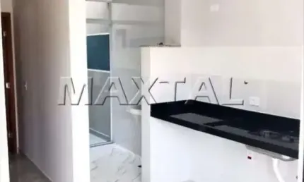 Apartamento à venda no parque vitória com 2 quartos, 1 vaga e amplo quintal.