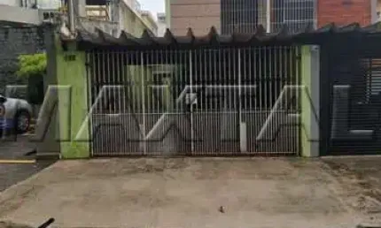 Casa à venda de 150m², com 3 dormitórios sendo 1 suite, e 2 vagas, no parque são domingos.
