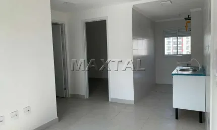 Aparamento novo para venda em Santana, de 45m². Com 1 banheiro e sacada, 1 vaga