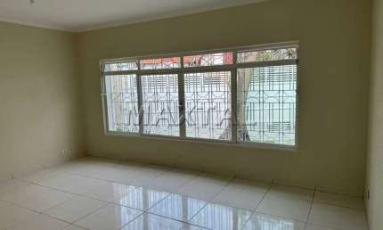 Casa Térrea com 3 quartos, 1 suíte,  1 edícula e 3 vagas! Bairro Palmas do Tremenbe