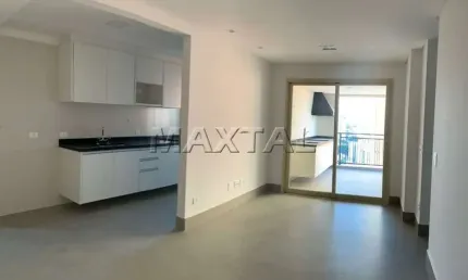 Apartamento de 74m² para alugar, 2 quartos sendo 1 suite, sala com varanda gourmet e 1 vaga.