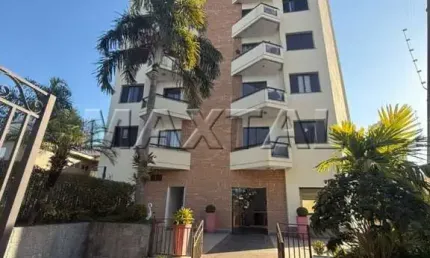 Cobertura à venda com 2 dormitórios, 2 salas e 3 vagas, no jardim paraiso.