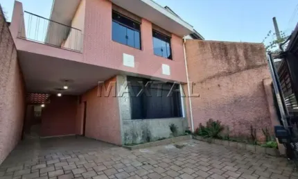 Sobrado na vila constança com 190m², 3 quartos, 1 suíte, 3 banheiros e 3 vagas.