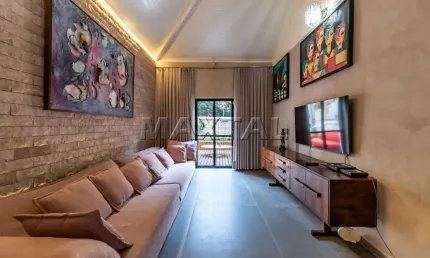 Casa para locação de 210m², com 4 dormitórios e 2 vagas, na vila pompéia.